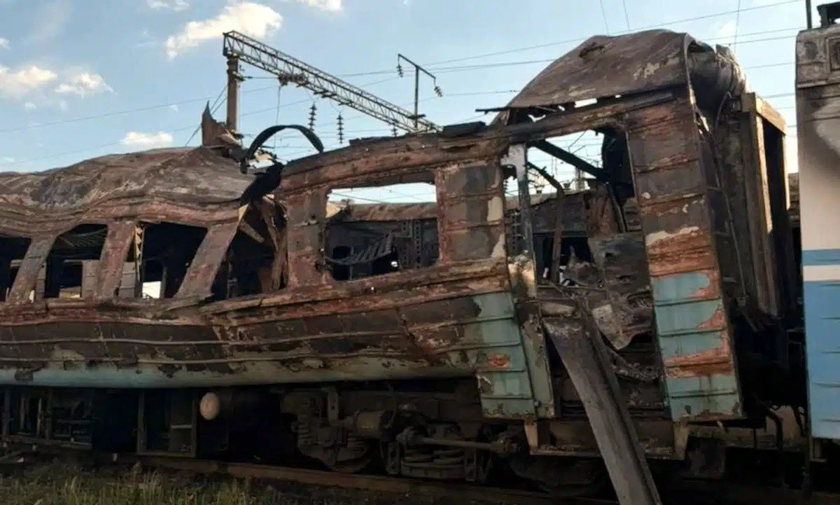 Обстріл залізниці 13 травня: трагедія у Здолбунові та масовані руйнування