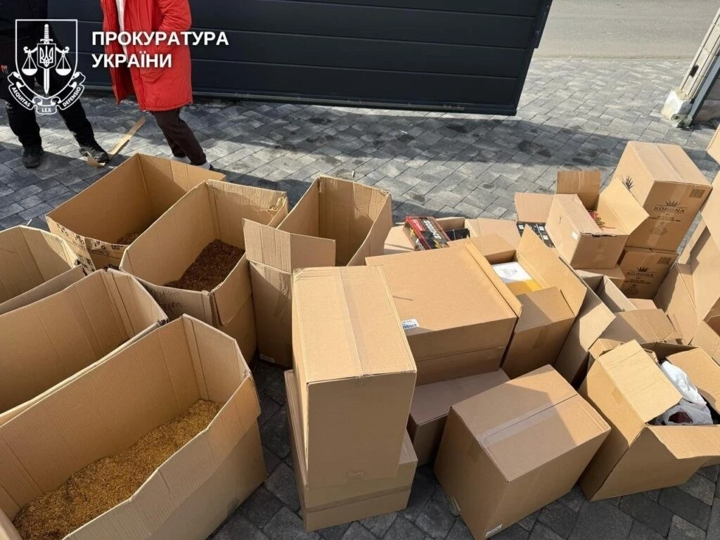 Мільйонні арешти та пів тонни контрафакту: на Рівненщині судитимуть тютюнових ділків