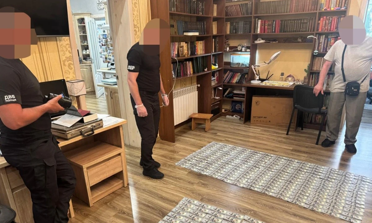 Рентгенолог з Рівного організував схему з вимагання грошей у поранених бійців