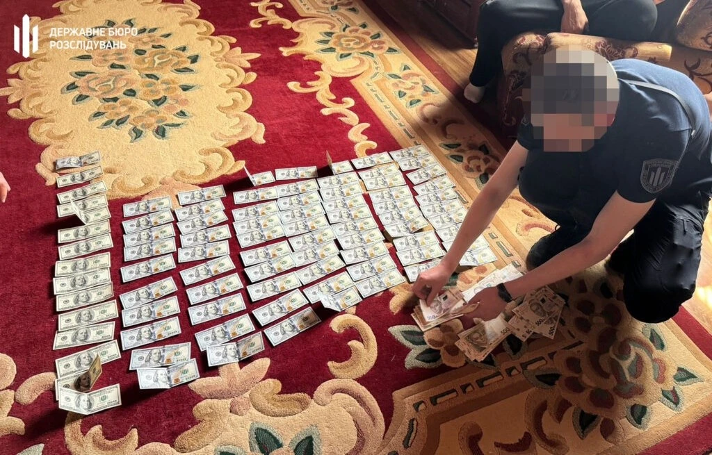 Рентгенолог з Рівного організував схему з вимагання грошей у поранених бійців
