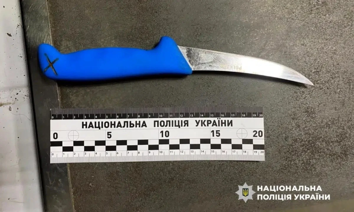 Різанина у Рівному: застілля закінчилося замахом на вбивство